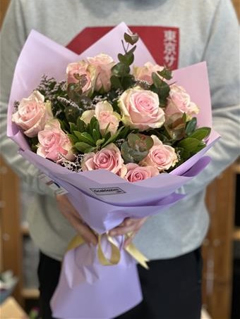 12 Adet İthal Pembe Gül 