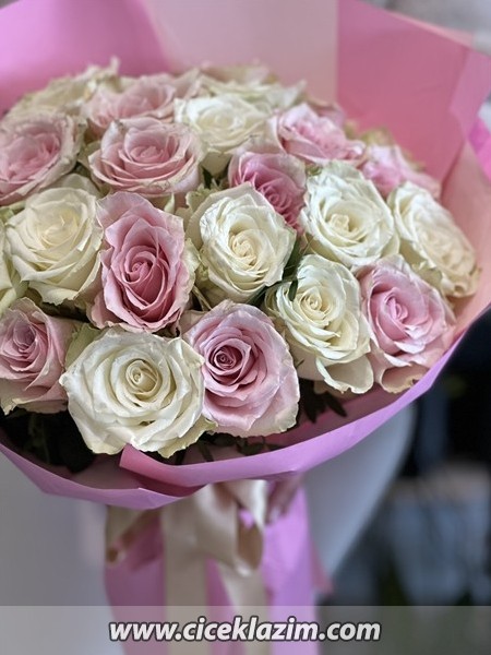 25li Pembe Beyaz Gül Buketi