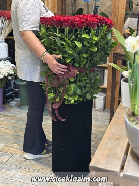 Maxi Boy Kutuda Gül