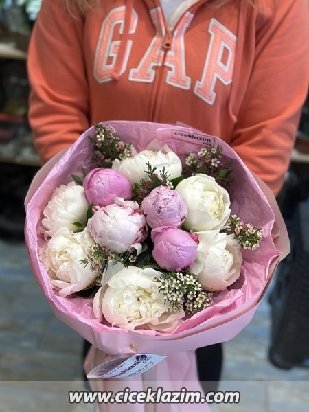 Pembe Beyaz Şakayık Buketi