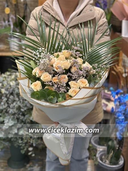 Somon Çardak Gülleri